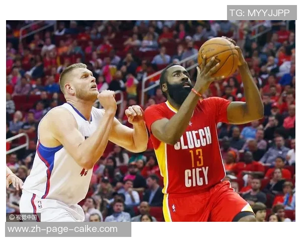 快船与火箭激战正酣谁能在西部赛区争夺更高荣誉 快船与火箭激战正酣谁能在西部赛区争夺更高荣誉